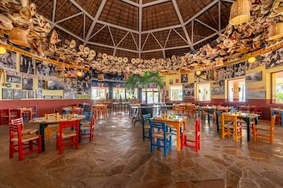 https://www.palmarbeachresortandspa.com/galleries/Restaurants/Restaurante Zama.webp